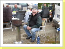 Grillmeister Günter mit neuem Arbeitsgerät Grillmeister Günter mit neuem Arbeitsgerät